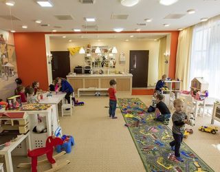 Отель "Bridge Resort" /"Бридж Резорт"